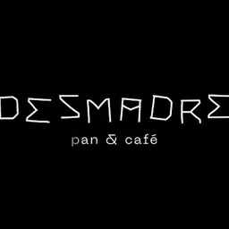 Logo Desmadre Pan & Café